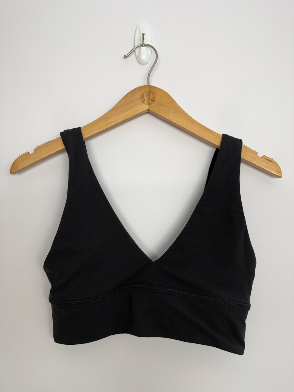 64: Lululemon Align V-Neck Bra *Light Support, A/B Cup Black Size 6